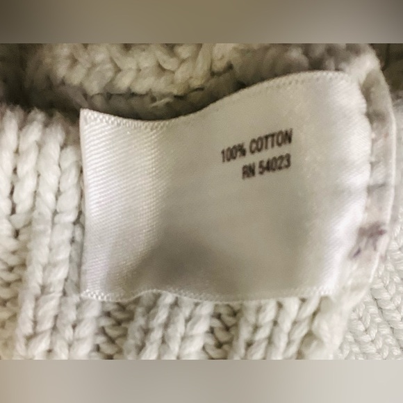 Girls Unique Hooded Old Navy cable kniit vest. Size 8, Bundle Deals! - Picture 8 of 8